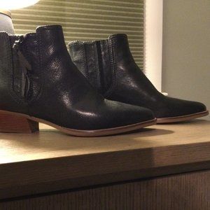 COLE HAAN HADLYN BOOTIES - BLACK - 9M